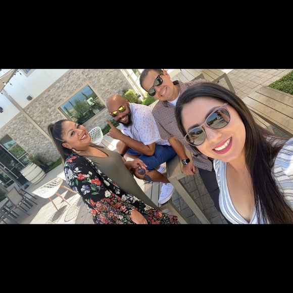 Meet your Posher, Peter - Picture 1 of 1